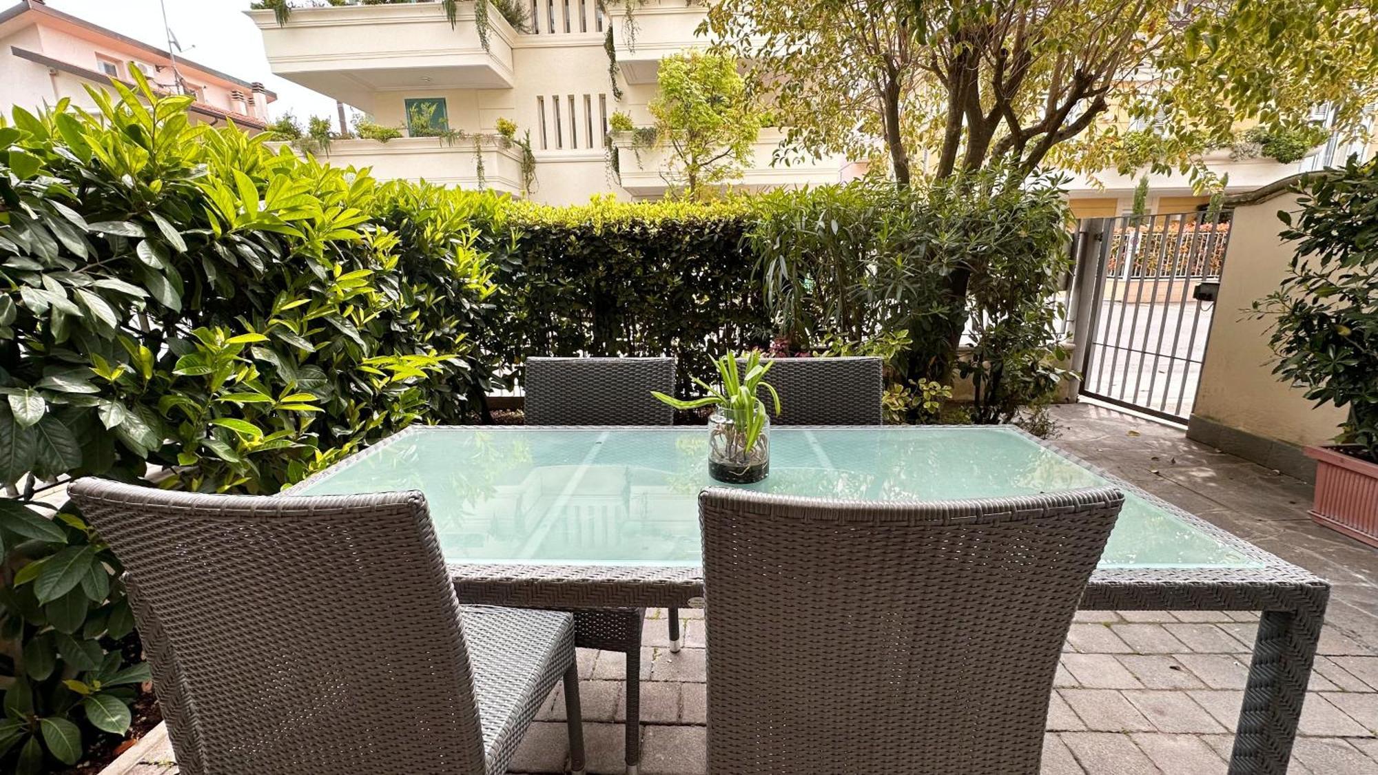 Residence Lungomare - Charming Apartments Riccione Exterior foto