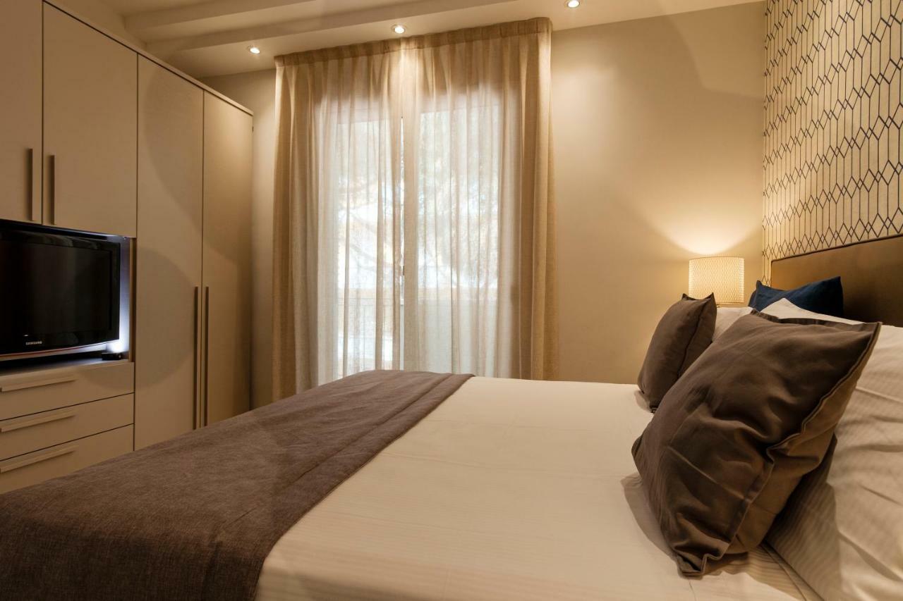 Residence Lungomare - Charming Apartments Riccione Exterior foto